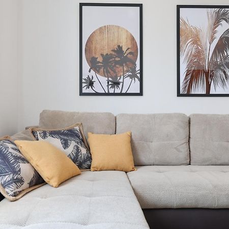 Chill 4 Real Sea View Mandre Apartment Bagian luar foto